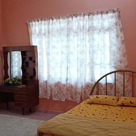 Homestay Zahra Sri Bayu Cherang Ruku Dış mekan fotoğraf