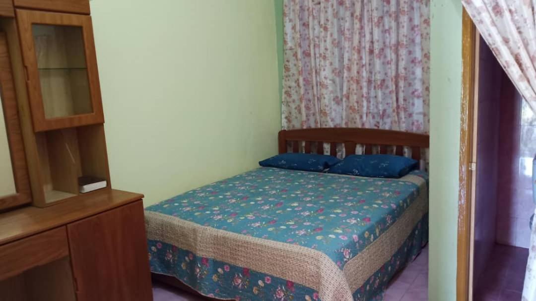 Homestay Zahra Sri Bayu Cherang Ruku Dış mekan fotoğraf
